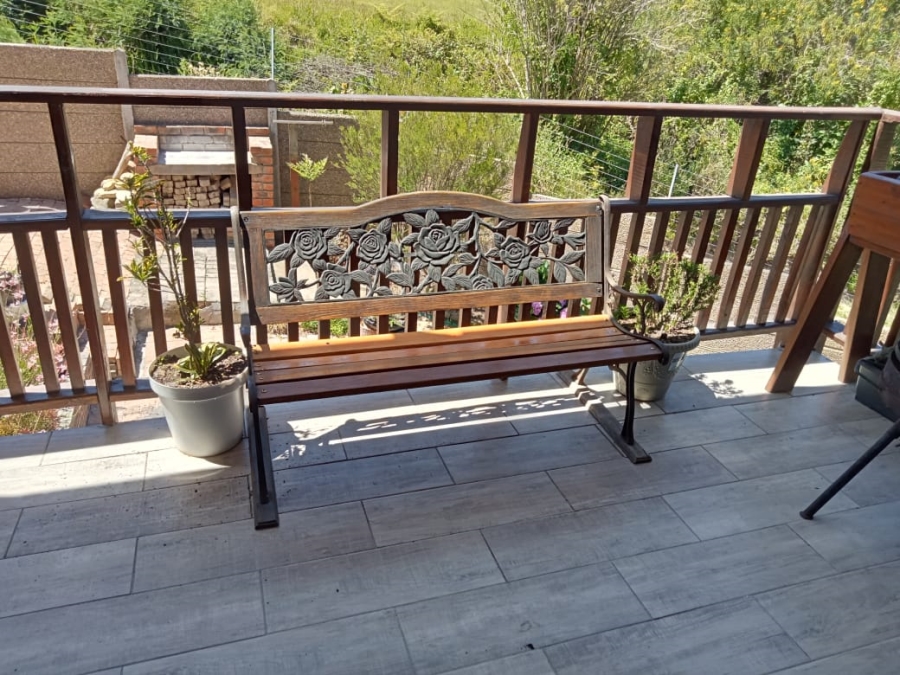 To Let 2 Bedroom Property for Rent in Heatherlands Western Cape